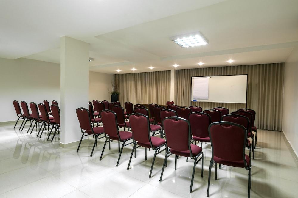 Sia Park Executive Hotel