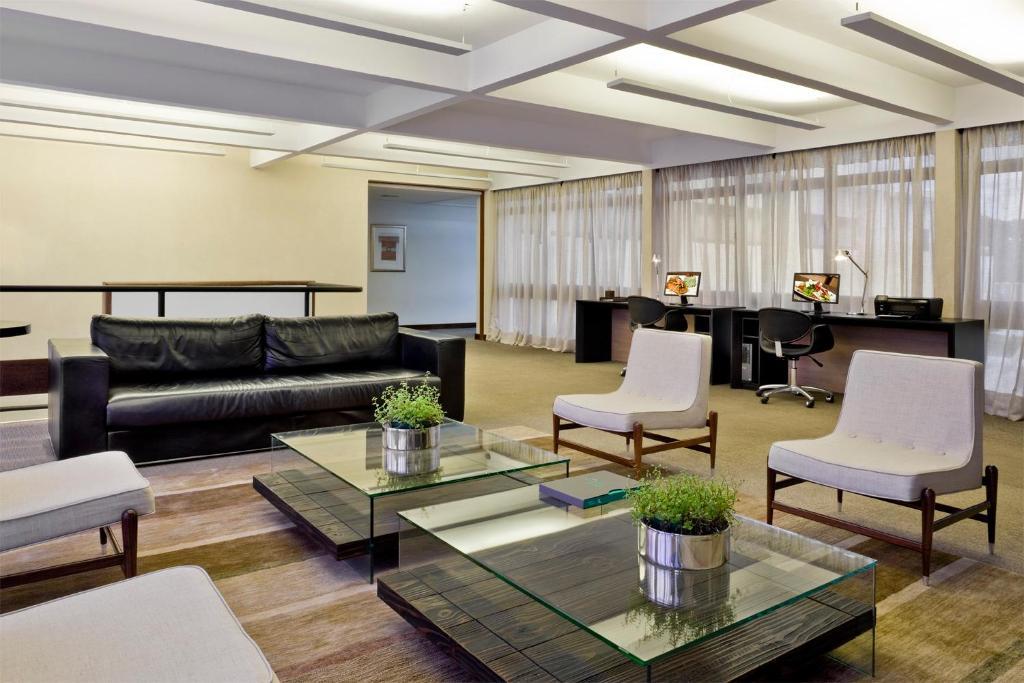 Sia Park Executive